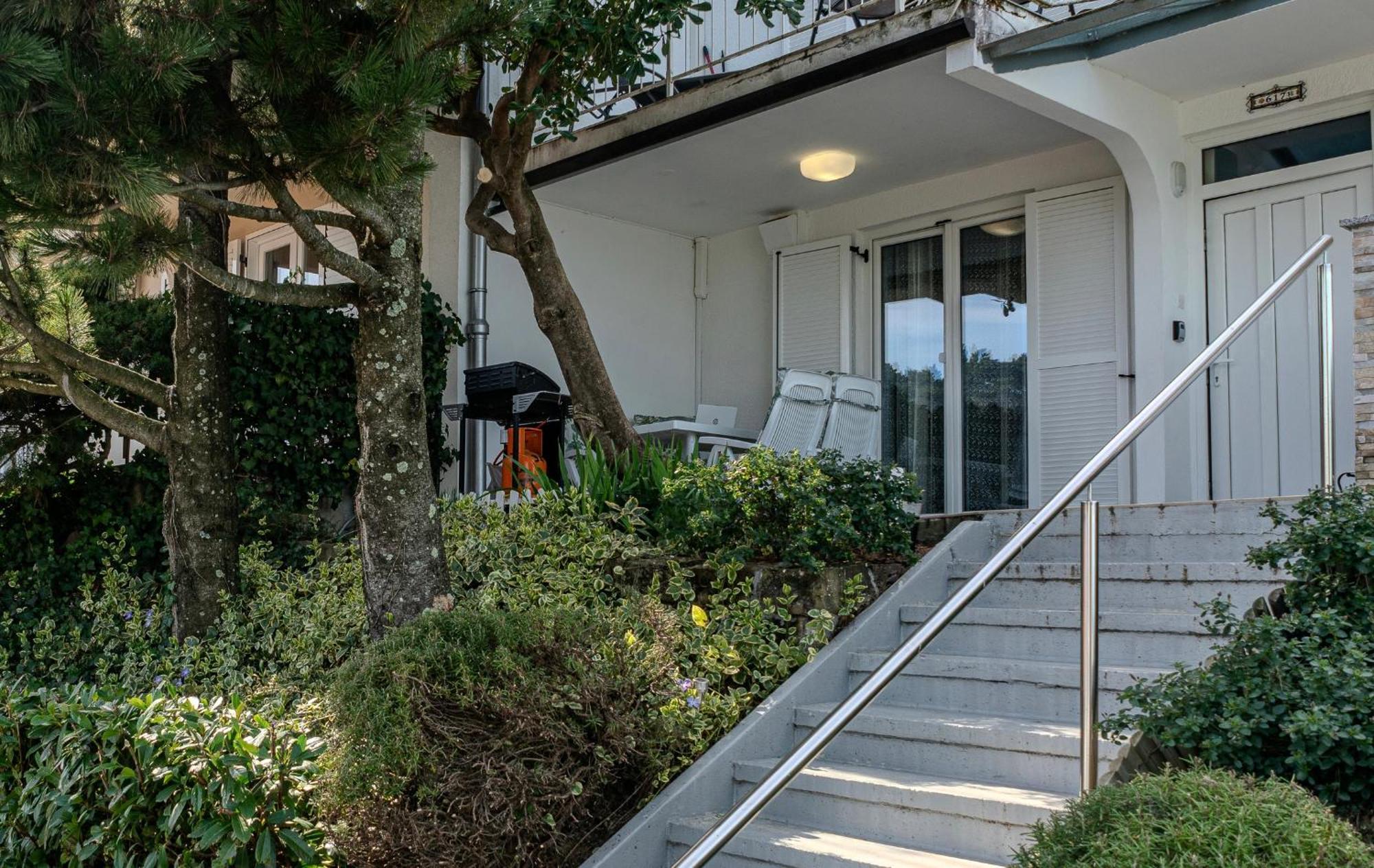 Villa Yadranka With Sea View Strunjan Szoba fotó