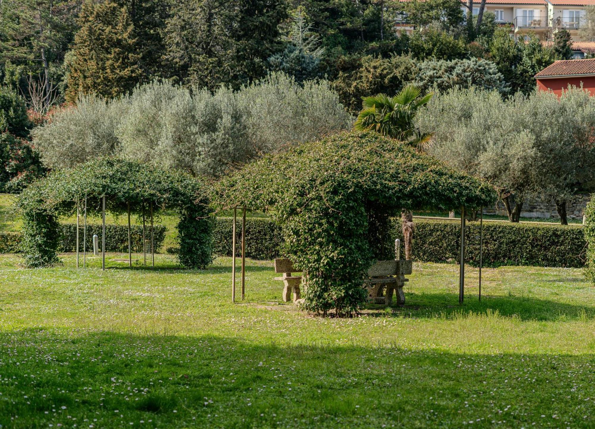 Villa Yadranka With Sea View Strunjan Kültér fotó